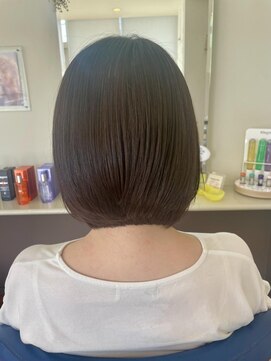 アトリーチェタ 田富店(ATTRICE) 前下がり/ボブ/40代/50代/白髪染め/