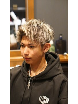 銀座 シノ 本店(shino) アップバングスタイル×ツイストパーマ×ホワイトメッシュ
