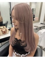 ウィステル&nbsp;ピンクベージュ☆レイヤーカット/ピンクカラー/エクステ
