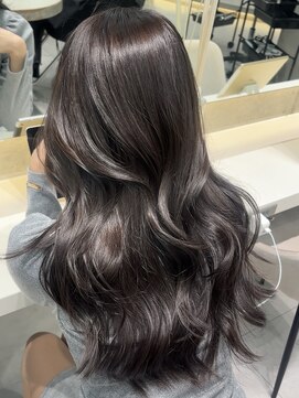 ロンドメリア 天神大名店(Lond Melia) 小顔に見せるミディアムヘア/韓国ヘア/ダブルカラー
