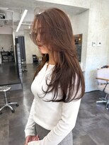 エピ(epi)&nbsp;海外ヘア/厚みのあるレイヤーカット/ハッシュカット