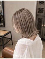 ヘアーアンドスパ アウローラ(AURORA)&nbsp;ハイトーングレージュロブヘア
