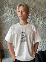 フリック(FLICK)&nbsp;フェザーパーマセンターパートフェザーショート