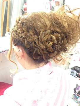 ハナココ 水戸店(hana Coco) 編み込みアップ スーパーロングヘアー♪結婚式☆二次会☆成人式