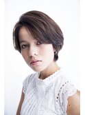 【凛とした表情】緩やかなウェーブでフェミニンさを