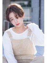 メーヴェ(Mowen) mowen 南堀江　くびれショート×オリーブカラー×大人可愛い