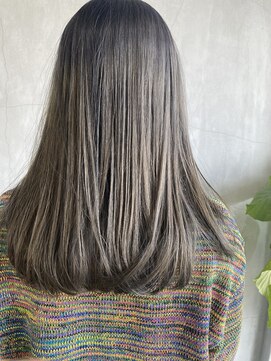 ティティ(TiTi) 20代30代 人気 マットベージュ[TiTi_福田りの]