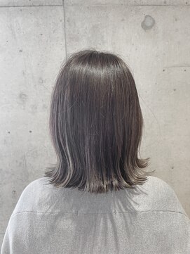 リビンバイアフロート(Livin by afloat) 切りっぱなしロブ　ラベンダーグレージュ　おおたかの森