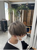 シルバーベージュ
