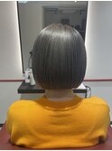 切りっぱなしボブ×アルティストカラー