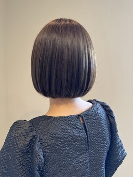 ラヴィン(LOVIN’) オリーブ/ミニボブ/透明感カラー