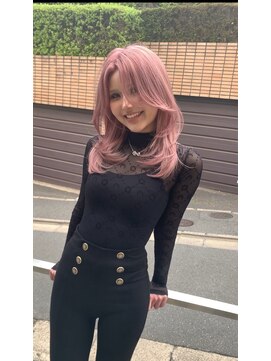 テラ 仙台(Tera) ピンクカラー ペールピンク レイヤーカット