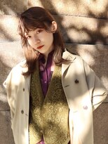 レブ 神戸三宮(LEB)&nbsp;ワイドバングとミディアムヘアーにベージュで色気を..