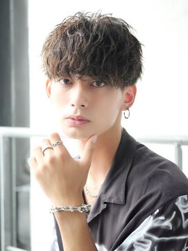 リップス 栄(LIPPS) 【無造作】ツイスト＋波巻きパーマ