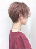 縮毛矯正をほどこして広がりをおさえて朝時短になるショート