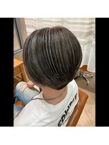 キセイ 泉セルバテラス店(KISEI)&nbsp;立体感だしたい方おススメ　ハイライトアッシュカラー