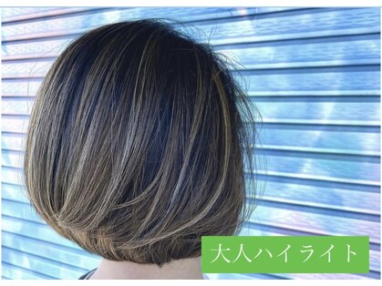 フォーリーフ クローバー(FOUR LEAF CLOVER)の写真