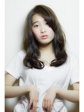 ヘアサロンM 新宿 ふんわりミディ☆