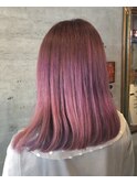 ピンクヘアー