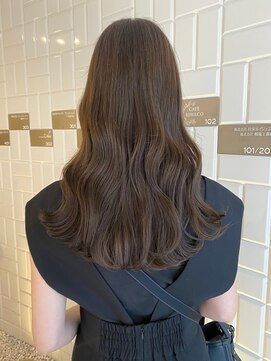 イト(ito) 【 ito ／ 梅田 】柔らかアッシュベージュ×ウェーブヘア