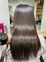 エル(EL by green)&nbsp;《tomi》髪質改善ストレート