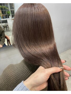 ガーランド (Garland) 暖色カラー/ピンクベージュ/前髪/レイヤーカット/原宿神宮前