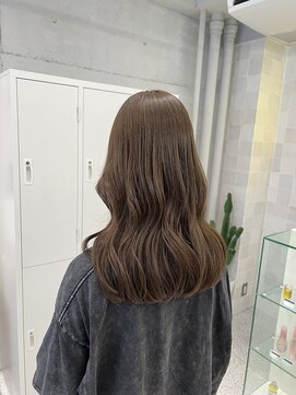 ローウェ 渋谷(Louwe) ブリーチなしベージュカラー 【Louwe 渋谷 mitsuki】