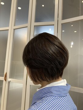 カシータ フロル 尾張旭店(Casita flor) 丸みショートボブ