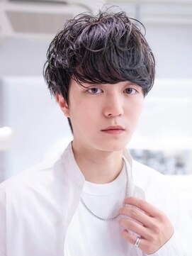 ケアリー 練馬(Carelly) デザインカラー/レイヤーカット/ウェットヘア/オリーブベージュ