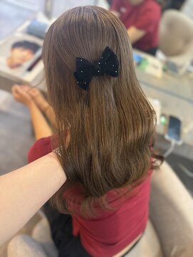 ラビス 浦和(Lovis) ハイライトカラー/アプリコットオレンジ/くびれヘア