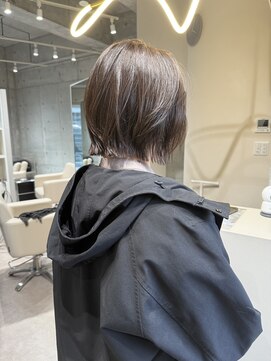 レム(Rem) オリーブレイヤー ボブ