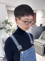 カットライン(CUTLINE)&nbsp;カッコいいベリーショート刈り上げショート黒髪20代30代