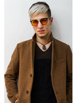 メリケンバーバーショップ コウベ(MERICAN BARBERSHOP KOBE) スパイキーツーブロック刈り上げにイメチェンポイントカラー編