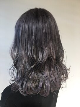 リー ヴィータ 上新庄(Lee Vita) 【Lee Vita】ラフウェーブミディ×プラチナシルパー