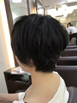 クォーターリゾート(QUARTER RESORT)&nbsp;オフィスヘア　毛先パーマ　 スリークボブ　お手入れ簡単ヘア