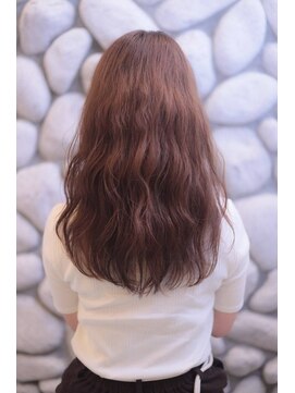 レアール アンビエ(LeR Unevie) クセをいかした、きれいめロング