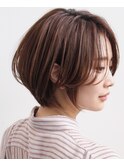 モカブラウンショートボブ