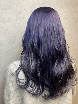 ヘアサロンM 新宿 ブルーバイオレッド