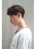 レジュアル(RESSUAL) 黒髪シークレットパーマ流行スーツ短髪ツーブロック束感モテる