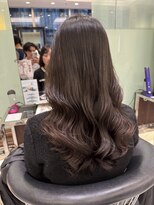 アピッシュ ギンザ(apish ginza)&nbsp;コテ巻きパーマ/韓国パーマ/ロングパーマ/髪質改善/黒髪/パーマ