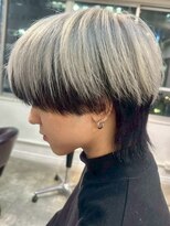 イリ 梅田(ili) インナーカラー/ハイライト/縮毛矯正/レイヤーカット/髪質改善