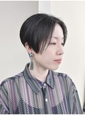＊センターパート刈り上げショート女子前下がりショート前髪なし