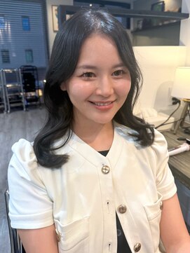 コラソン(corazon) 透明感たっぷりグレージュヘア＋お顔周りカット