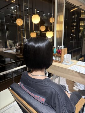 バイエイト(X8) ◎ぱつっとボブ/艶髪