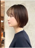 あご下ラインの丸み重めショートボブ白金目黒
