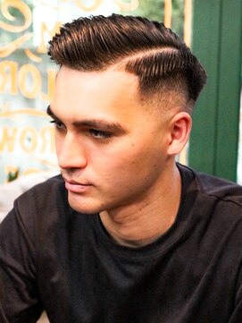 プロショップウェーブ セカンド(PRO SHOP WAVE II) スペインカール/フェザーパーマ/メンズパーマ/テーパーフェード