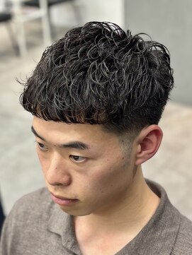 オーバルバイアピッシュ(OVARL by apish) メンズベリーショート/メンズショートパーマ/テーパーフェード