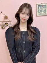 ロンムー(ronmuu) 佐藤 舞花