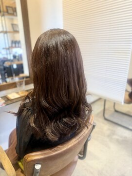 アメイロ(ameiro) スモーキーベージュ×ロングレイヤー