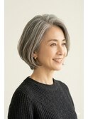 【伴指名】白髪染めを卒業!憧れのグレイヘア白髪ぼかしボブ
